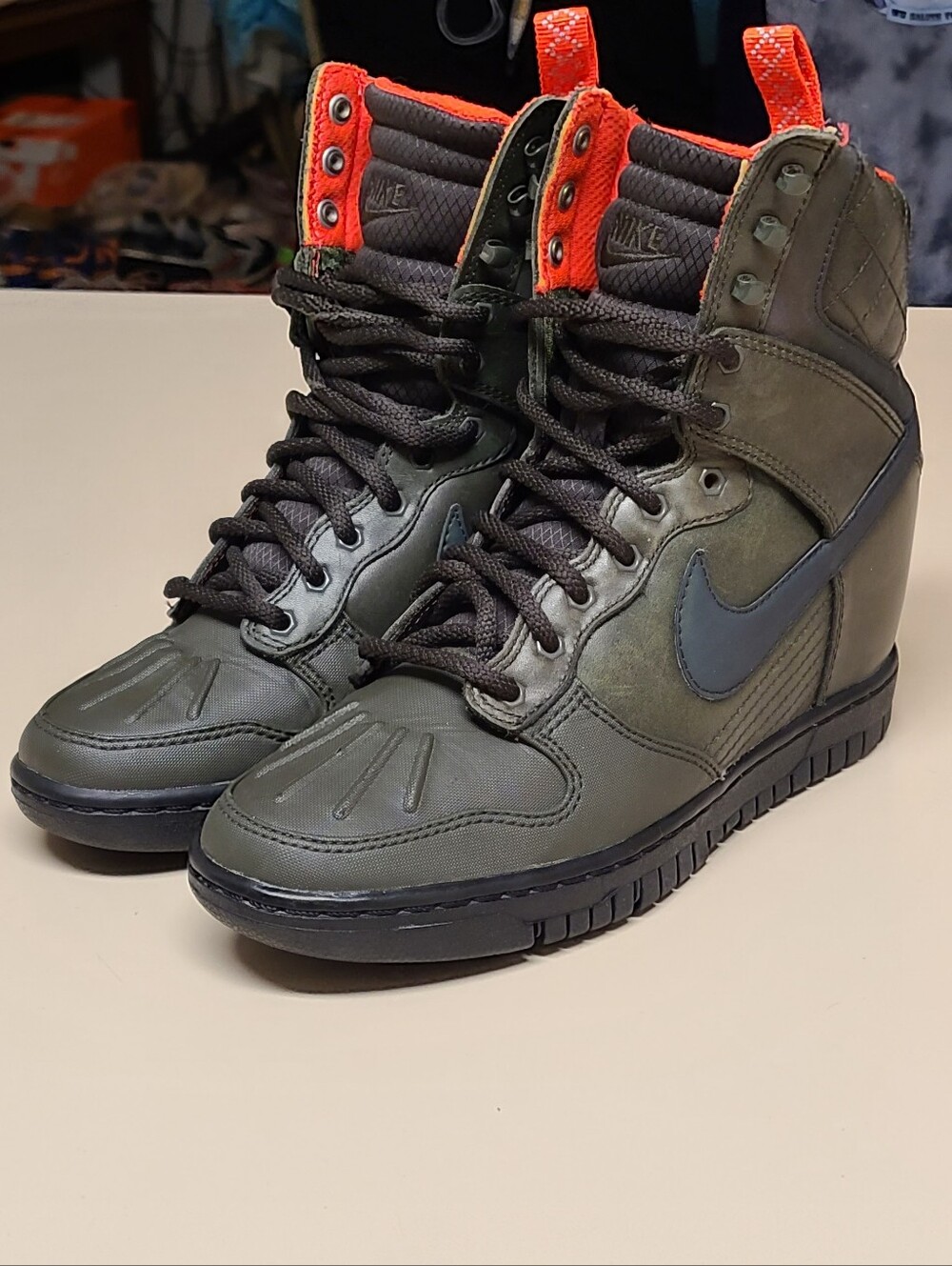 Nike Dunk Sky 2.0 Sequoia Green casual wedge skateboard sneakers size 6